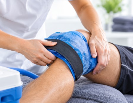 Individuell abgestimmte Kryotherapie in der Physiotherapie Babelsberg zur Behandlung akuter Beschwerden